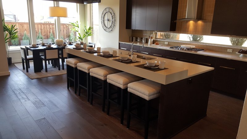 The Cleaning Experts Of East Texas Logo