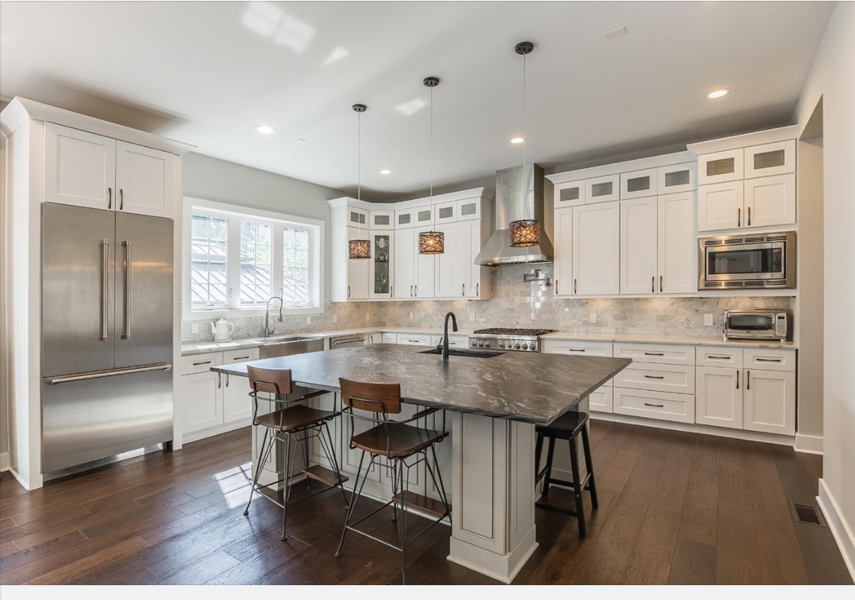 AL Advance Cleaning Service LLC's Photo