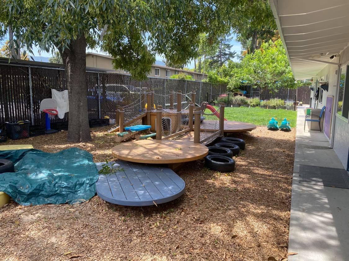 Creative Minds Cdc Logo