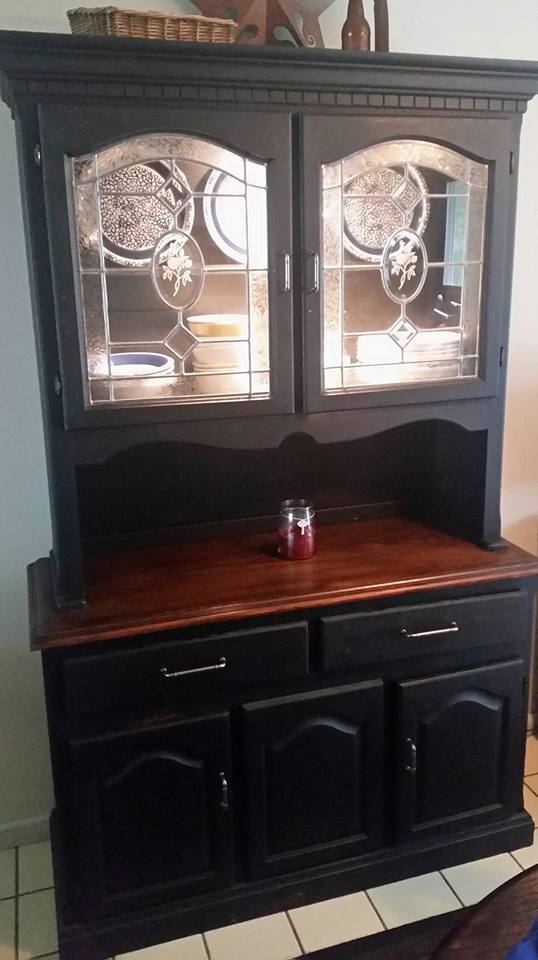 677 Designs- Professional Cleaning & Organizing, Wood Furniture Refinishing's Photo