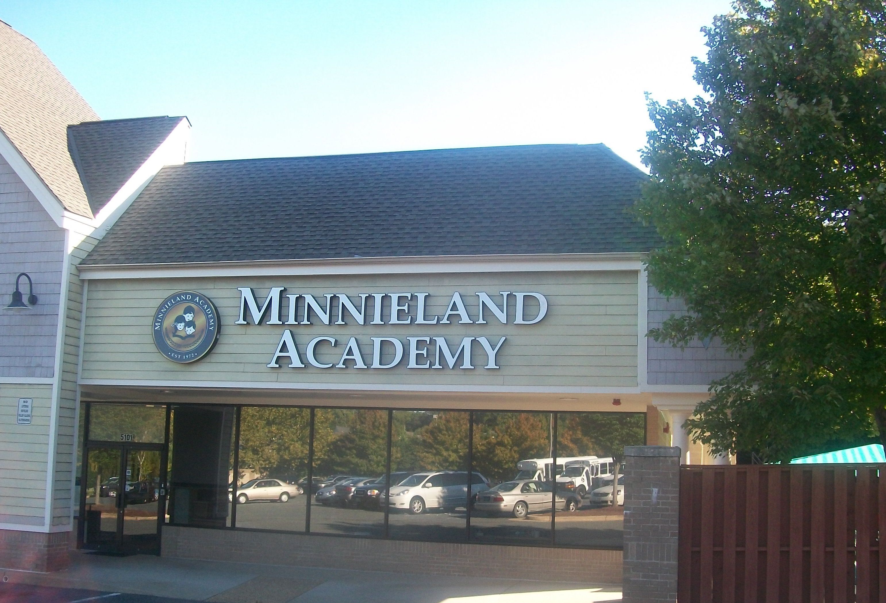Minnieland Academy At Montclair Logo