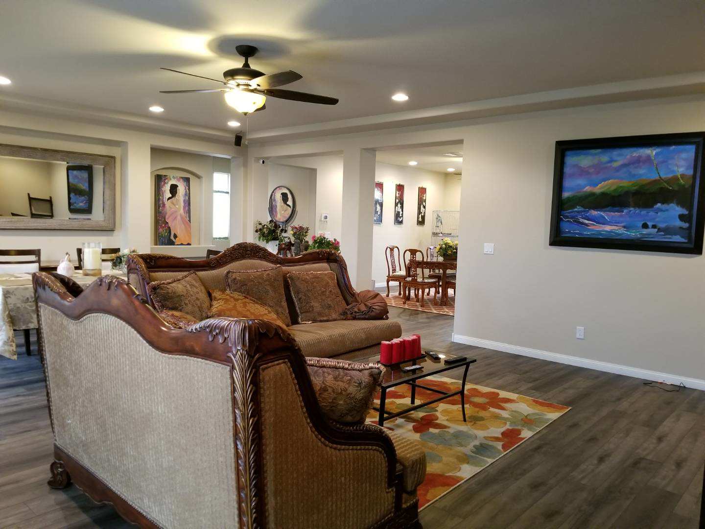 Photo gallery image - 4