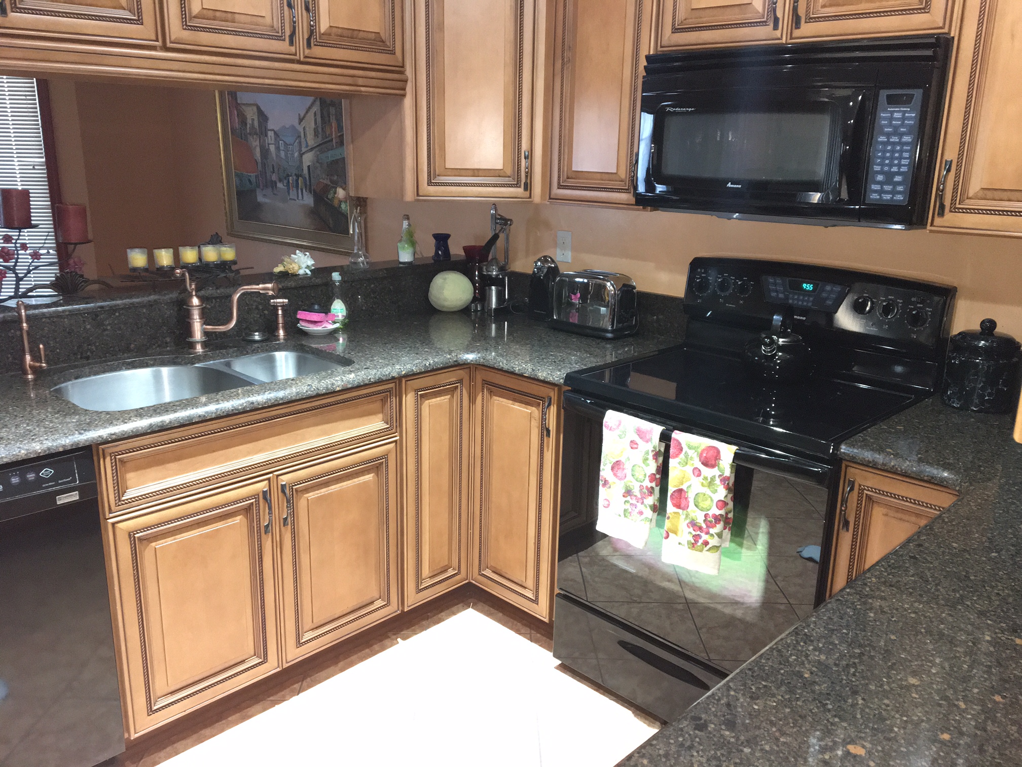 Grind N Shine Cleaning Services LLC.'s Photo