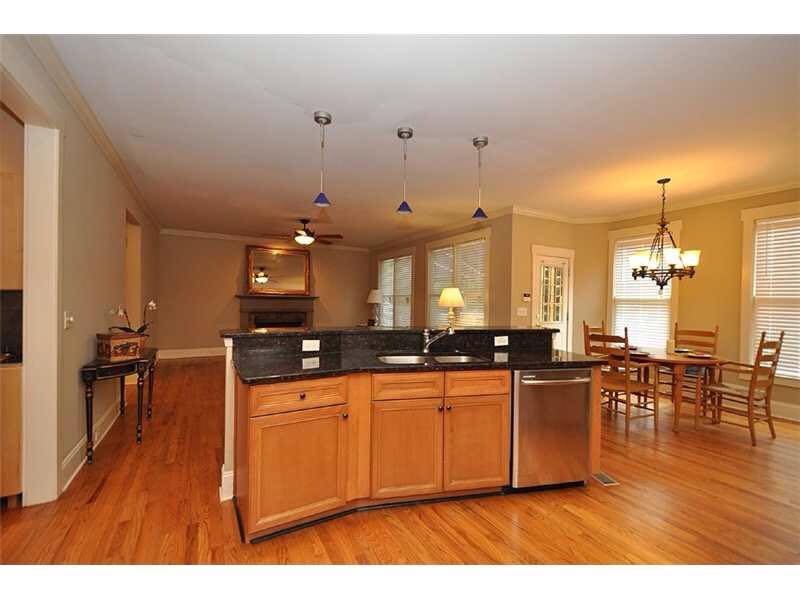 Layers by Chris, LLC's Photo