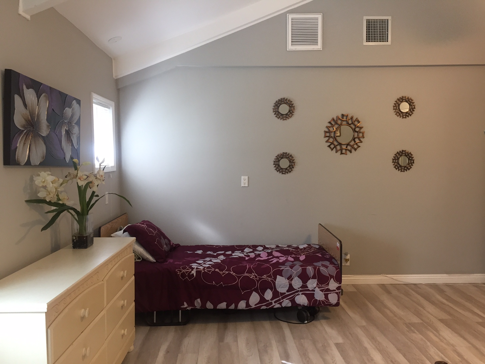 Photo gallery image - 3