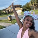 Zuaneisha D.