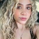 Itzel R.