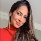 Aline R.