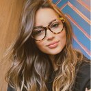 Bruna C.