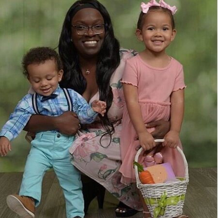 Needing And Early Morning Reoccurring Babysitter To Drop Off My 2 Kids At Daycare Every Morning.