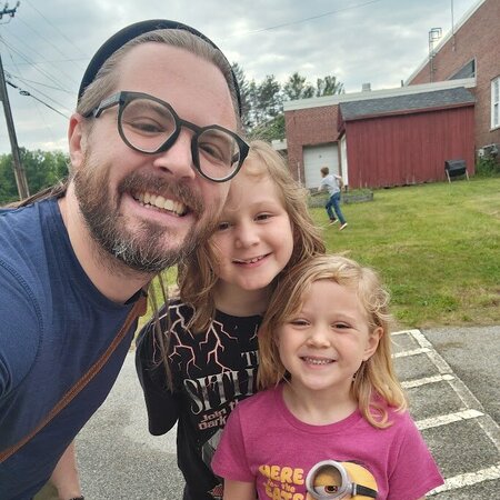Looking For School Pickup And Drop-off To And From Salem, NH/Harvard, MA