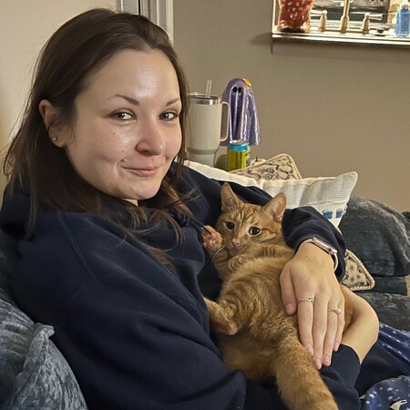 Super Easy Cat Feeding/attention Job! In And Out In Under 30!