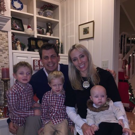 Seeking Full-time Senior Care Provider In Scottsdale