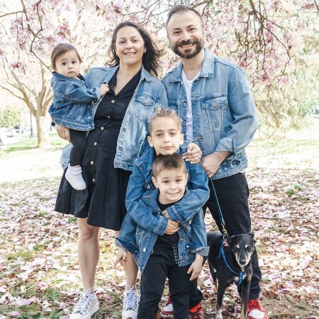 Looking For Patient, Energetic And Responsible Mother Helper.