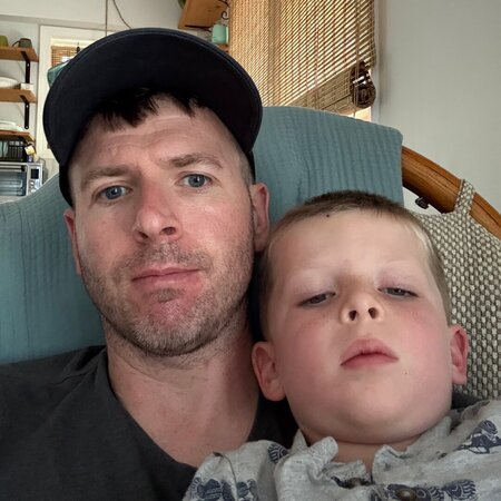 Babysitter Needed For 2 Children In Washington