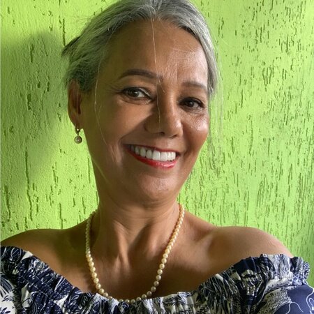 Marizia R.