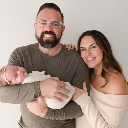 Full-Time Nanny For Our Baby Girl: Calm, Loving, And Engaging Care (Start January)