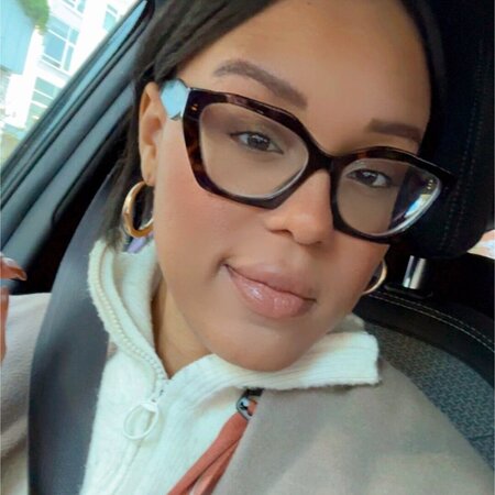Tasya C.
