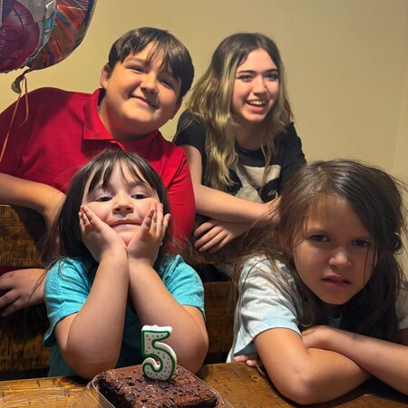 Babysitter Needed For 2 Children In La Quinta.