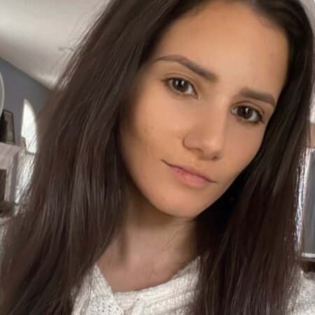 Sara M.