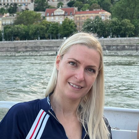 I Am Looking For Someone Who Understands The Subject But Also Knows How To Make It Feel Stress Free.