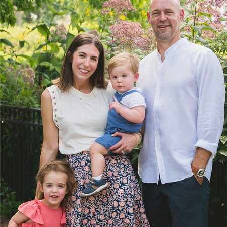 Part Time Nanny Needed For 2 Children In Chicago.