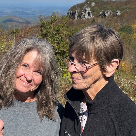 Assistance Needed For My Mom In Greeneville With Dementia