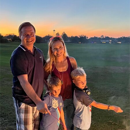 Experienced Nanny/house Helper For Family, Flex Schedule, Must Have Car & Love Pets