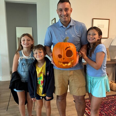 Nanny Needed For My Children In Dripping Springs.