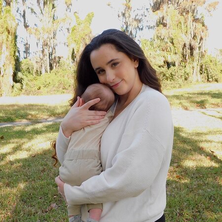 Trustworthy And Compassionate Nanny Needed For 1 Child In Orlando, Please Message Me