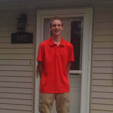 Looking For A Dependable House Cleaner For Family Living In Larimore.