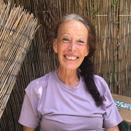 Liliana S.