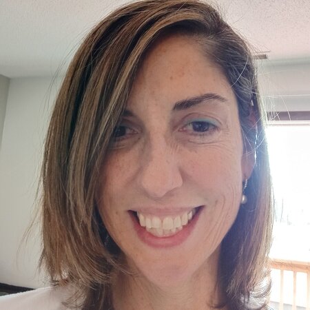 Organizer For A Wedding At The Waterfront Inn