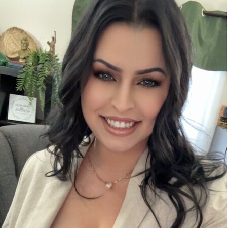 Danielle U.