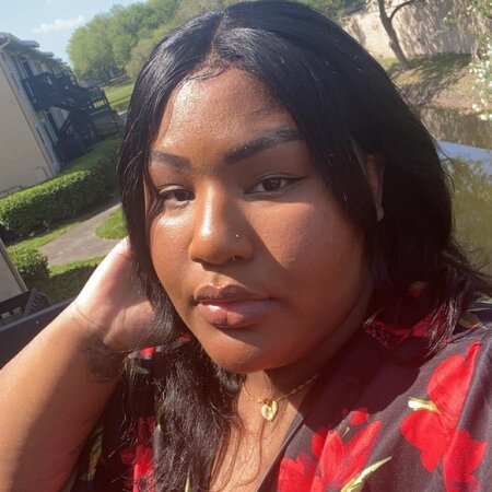 Naesha G.
