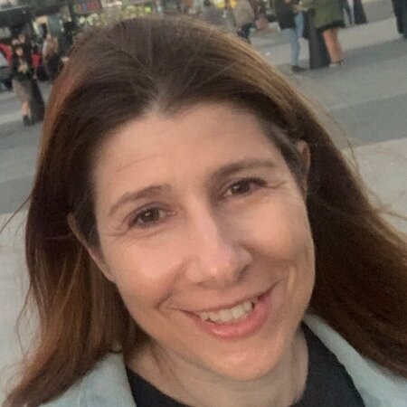 Hollywood - Hands-on Caregiver Needed