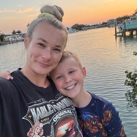 Nanny Needed For 1 Child In Panama City Beach.