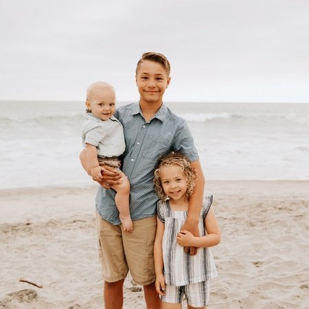 Babysitter Needed For 2 Children In Hamilton.