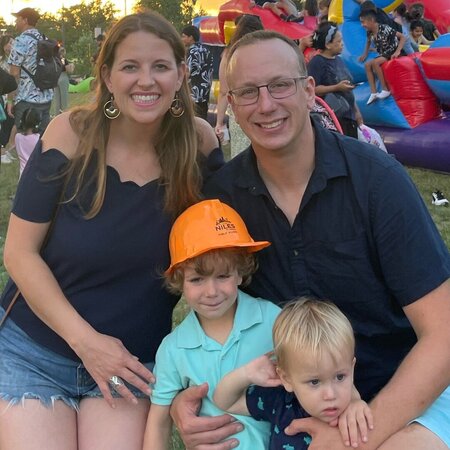 Babysitter Needed For 2 Children In Niles.