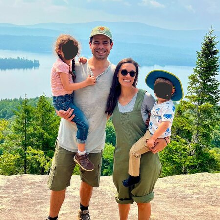 Babysitter Needed On Farm In Gardiner