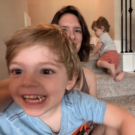 Babysitter For Two Toddler Boys After Dinner-bedtime.