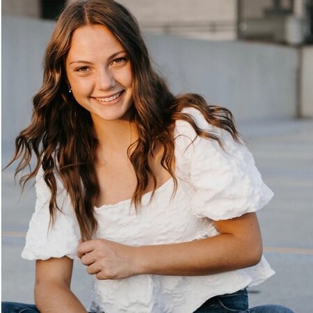 Lauren E.