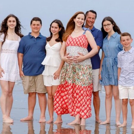 House Manager Needed For Family  In Midlothian