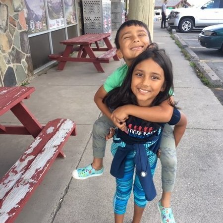House Manager For 2 Children Needed