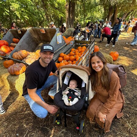 Nanny Needed For 1 Infant In Newbury Park.