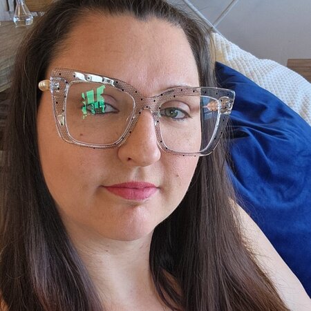 Detailed House Cleaner Needed For Small Home