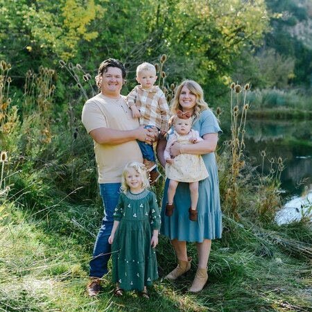 Nanny Needed For 1 Child In Salem.