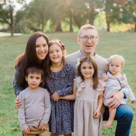 Looking For A Dependable House Cleaner For Family Living In Burke.