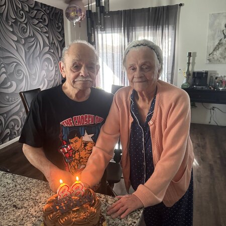 Spanish-Speaking Dementia Caregiver For Two Sweet Seniors