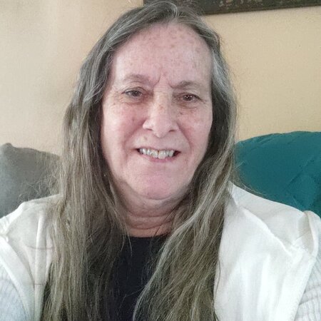 Looking For A Dependable House Cleaner For Family Living In Miami.